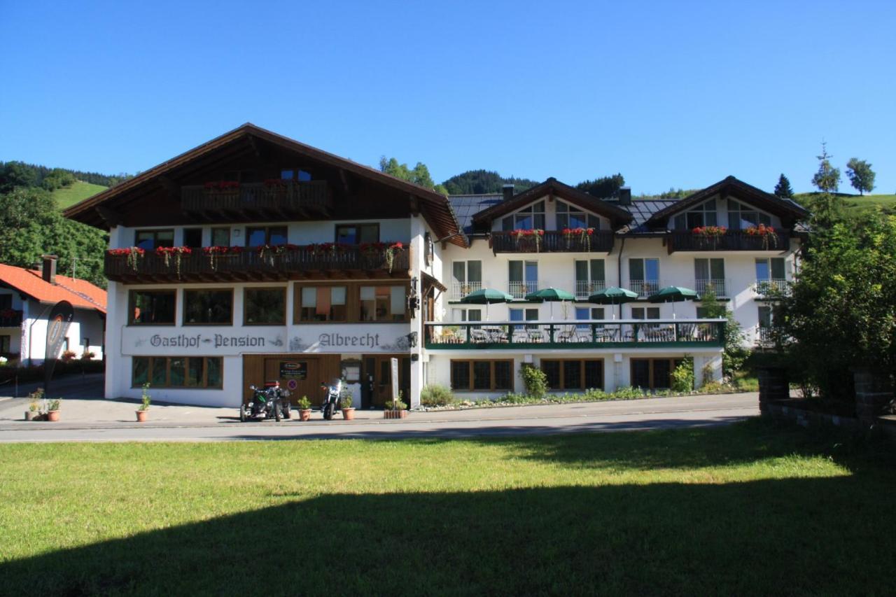 Landhotel Albrecht ميسين-فيلامس المظهر الخارجي الصورة